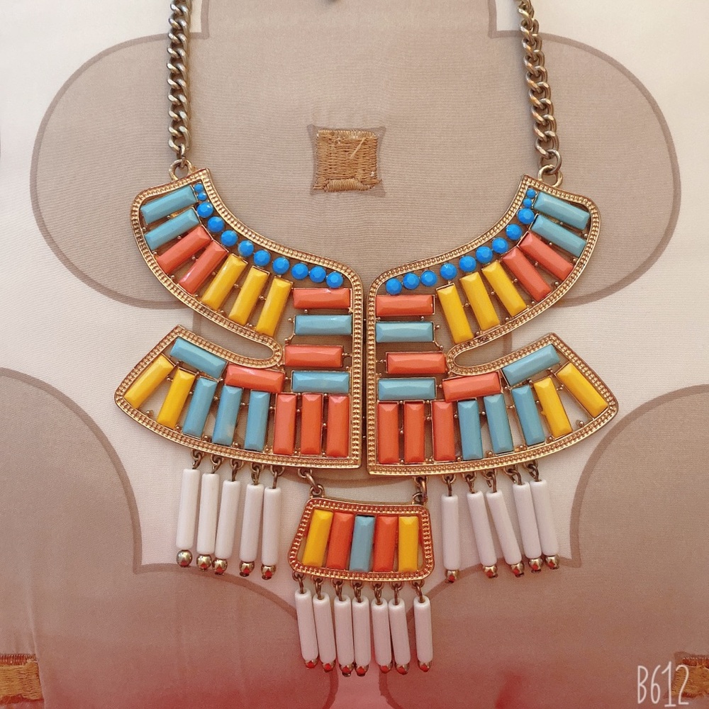 Statement Necklace - Picture 2 of 5
